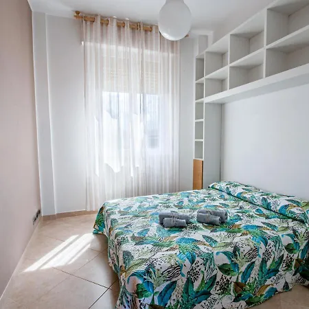 Luxury House Near Train Station Appartement Livorno