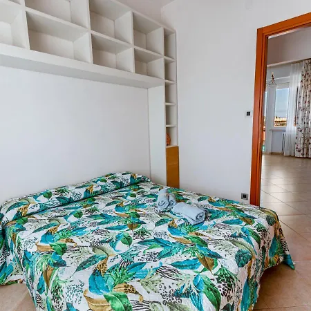 Appartement Luxury House Near Train Station *